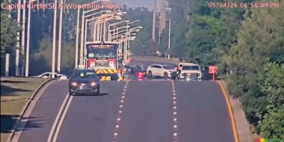 Multi-vehicle crash leaves several injured, blocks traffic on Capital Circle SE