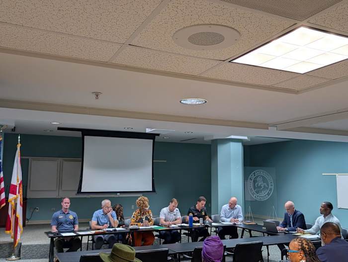 Jacksonville council fights to keep Northside Harvey’s open beyond 18-month agreement