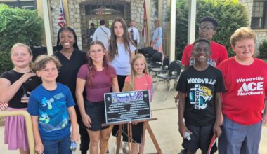 Woodville School rededicates memorial plaque honoring fallen veterans