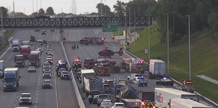 Overturned vehicle causes traffic backup on Florida’s Turnpike in Orange County