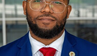 Dominican-American Makai Henry launches bid for Broward School Board seat