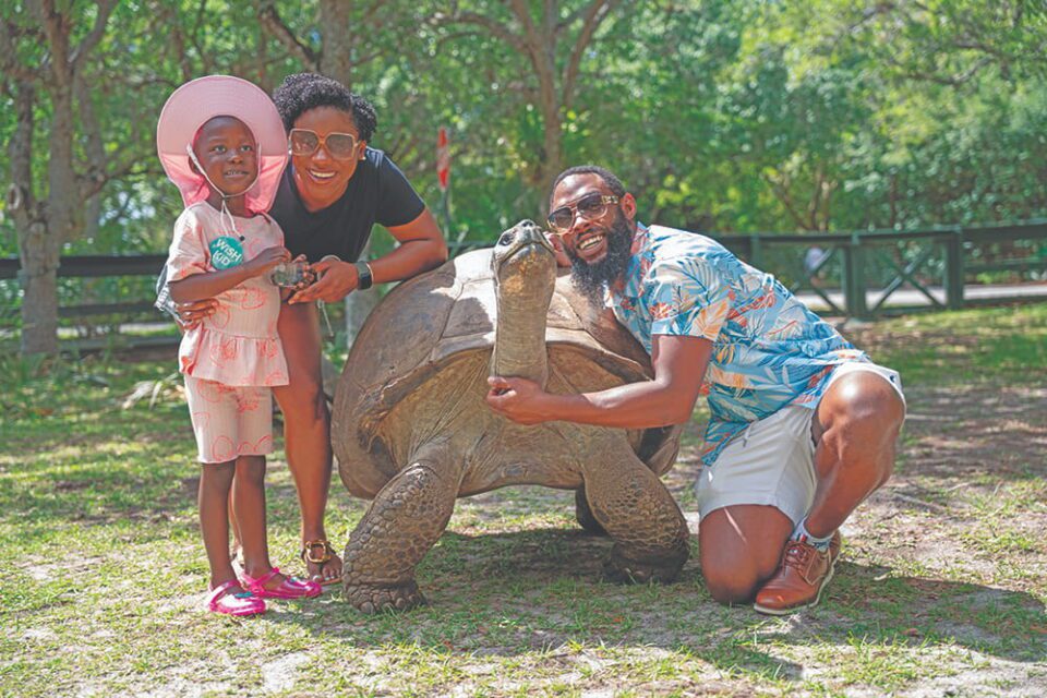 Girl, 4, gets wish to visit Zoo Miami