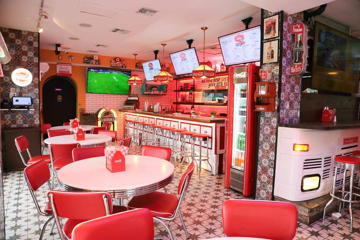 A view of the dining hall and the bar area at El Cuban Diner at 1620 SW Eighth St., in Miami, Fla., on Tuesday, Nov. 4, 2025.