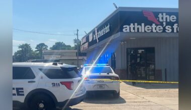 One critically injured after shooting on Florida Boulevard