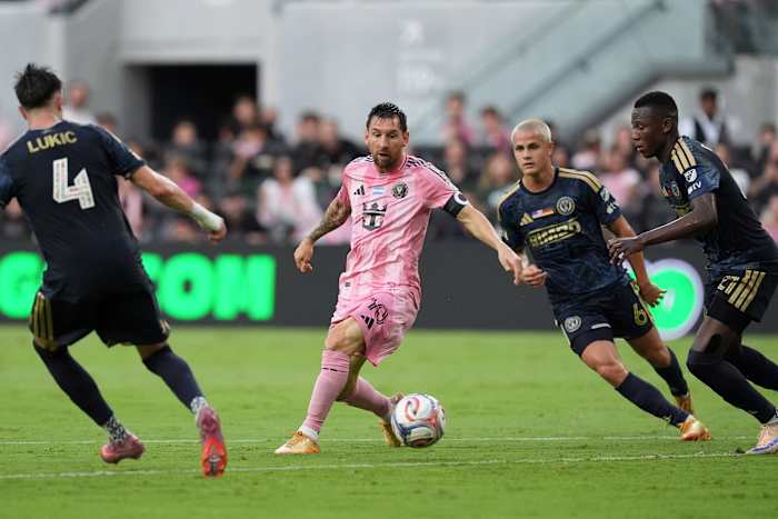 Messi leaves midway through second half, Inter Miami rallies past Union 6-4
