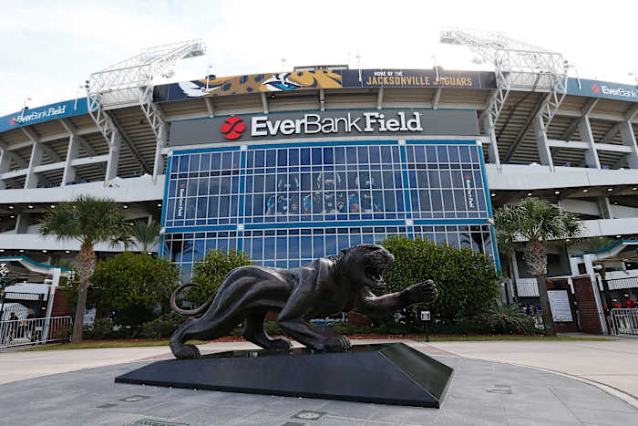 ‘Headed on sa-cat-ical’: Jaguars move big cat stadium statue during renovations
