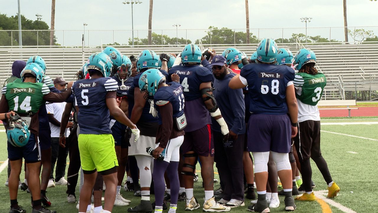 Orland Pirates football