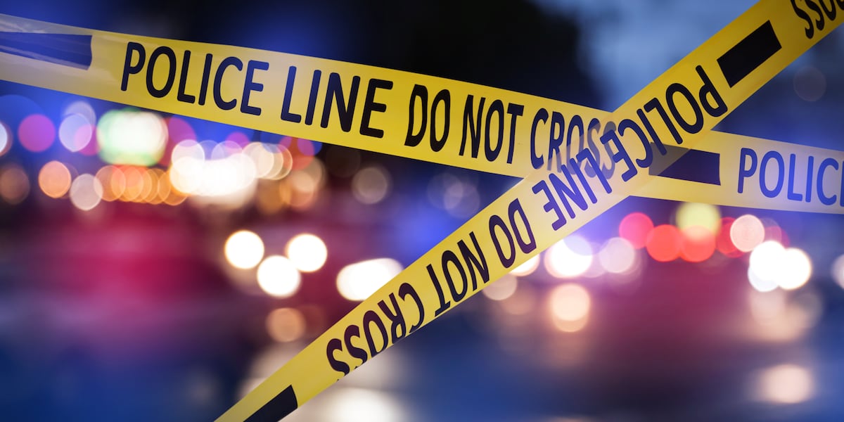 Man shot and killed overnight Saturday outside local pub