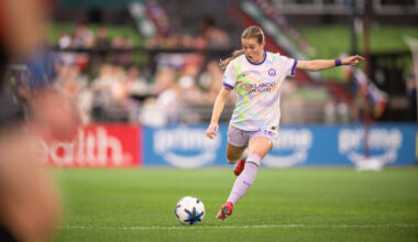 Image of Cori Dyke booting the ball up the field.