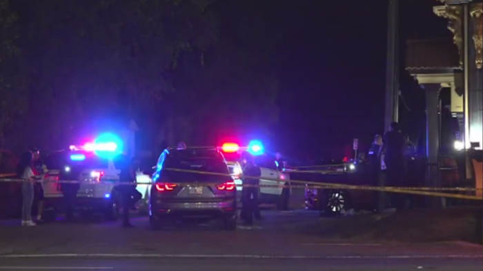 Security guard returns fire after gunman injures 2 outside Orange County nightclub, deputies say