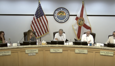 St. Pete Beach cracks down on beachfront ‘no trespassing’ signs