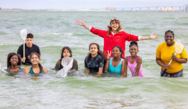 Local middle schoolers dive into marine science - SANIBEL-CAPTIVA