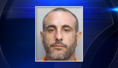 Miami man accused of exposing himself and throwing rock during dispute over utilities - WSVN 7News | Miami News, Weather, Sports