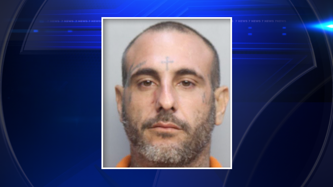 Miami man accused of exposing himself and throwing rock during dispute over utilities - WSVN 7News | Miami News, Weather, Sports