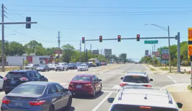 Traffic in the area of the proposed 103rd Street business district.