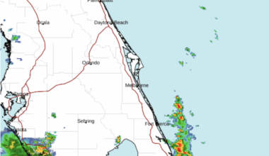 According to the National Weather Service (NWS) Weather Forecast Office in Melbourne, Florida, anyone in the Orlando area should anticipate developing storms and showers today. Because of a collision of sea breezes from the west and the east, the current chances of rain today are at 70%.
