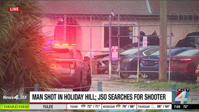 Woman sought after man shot twice during fight at bar, JSO says