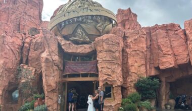 Lost Continent, Mythos, Thunder Falls closing