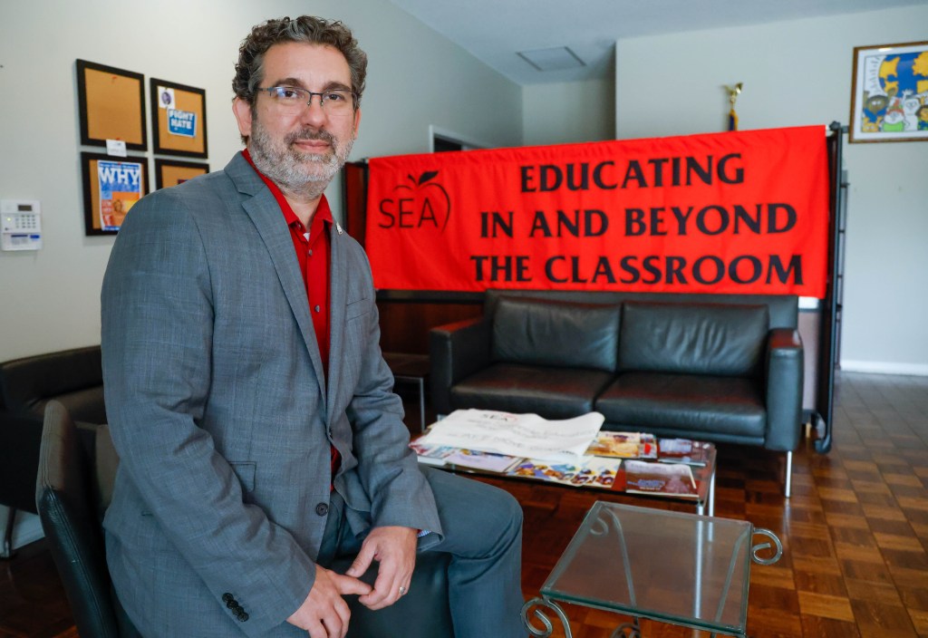 Teachers unions could disappear amid new 'union busting' law