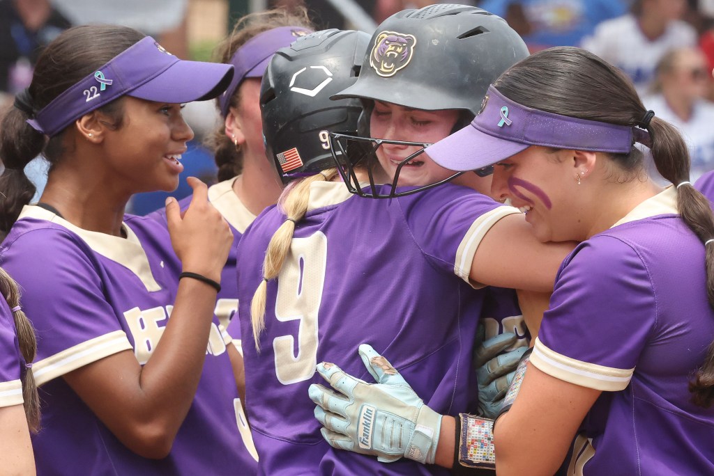 Pictures: Winter Springs Softball Repeat State Champions – Orlando Sentinel