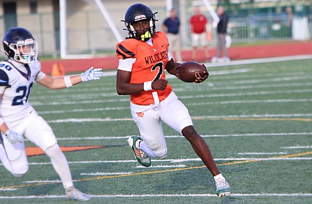 Winter Park quarterback Onrique Archie showed his speed and ability to run on several occasions during a 42-28 victory over Dr. Phillips on Tuesay. (Chris Hays/Orlando Sentinel)