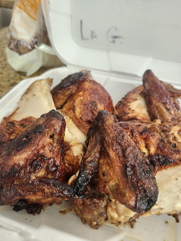 La Granja is a go-to for my friend Biggie's family. A four-breast wing combo here costs $15. Weight came in just over 2.5 lbs. (Amy Drew Thompson/Orlando Sentinel)