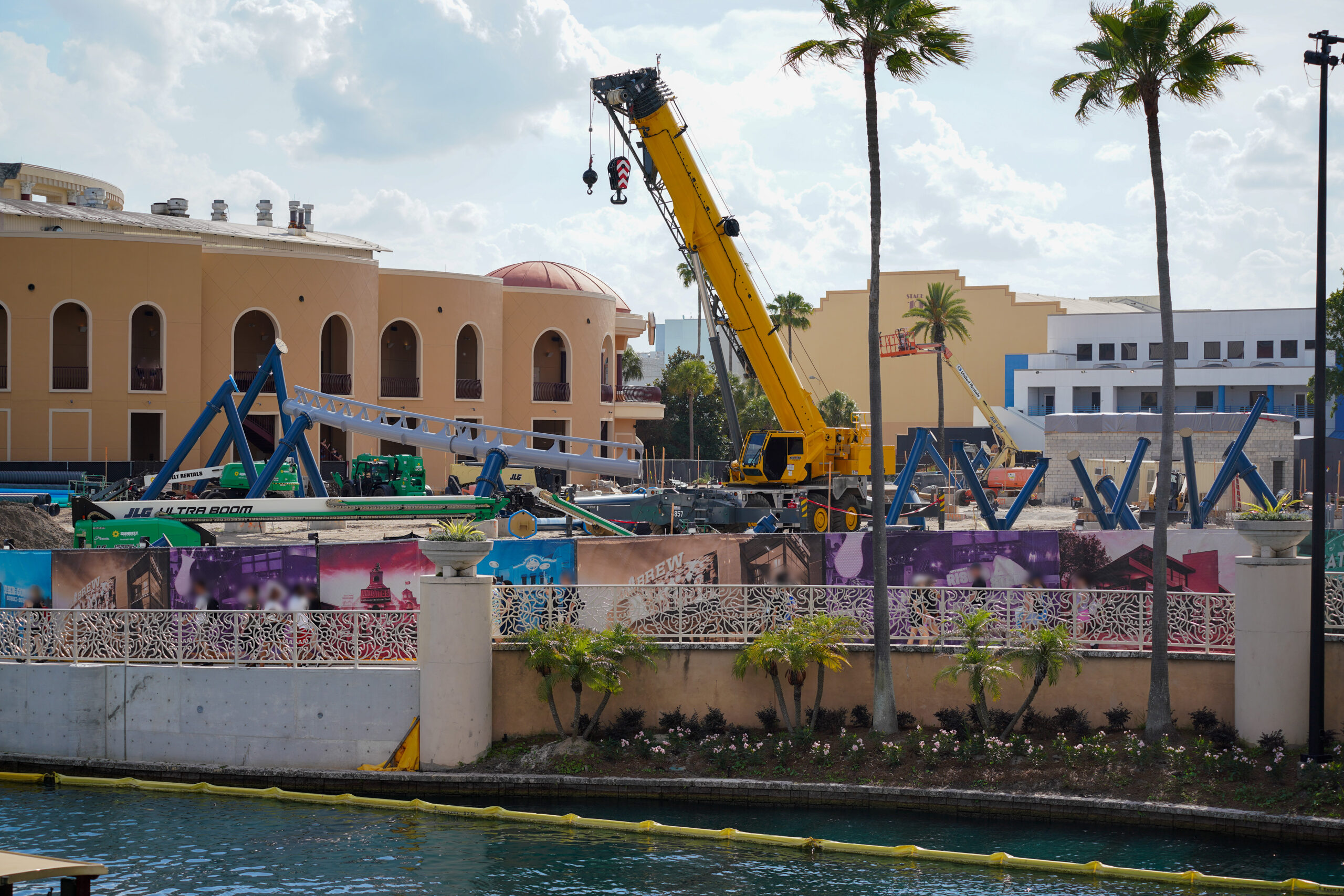 Vertical Construction Proceeds on Hollywood Drift