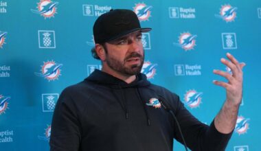 One of the Miami Dolphins' former coaches weighs in on what went wrong for QB Tua Tagovailoa