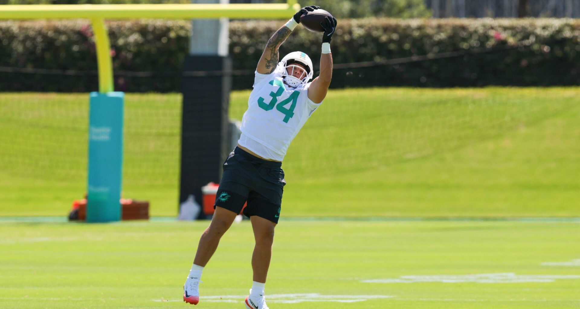 The Miami Dolphins have finally added a fullback to their 2026 roster — but there's a catch