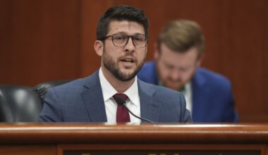 Florida attorney general sues Jacksonville for $5M over alleged gun registry
