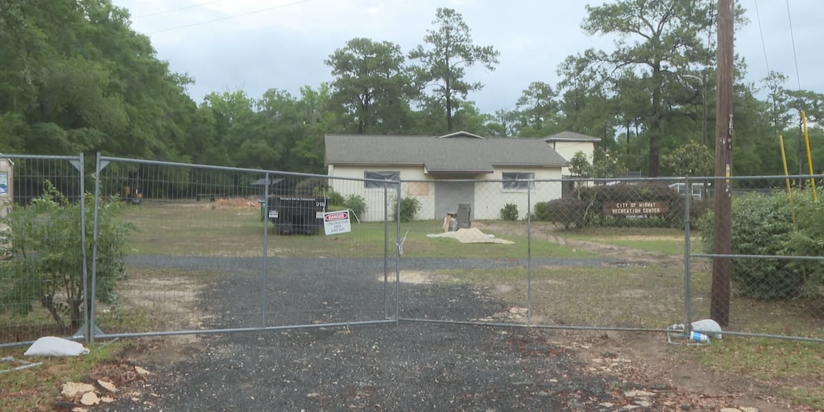 Midway officials approve additional funds to fix flooring for community center renovation