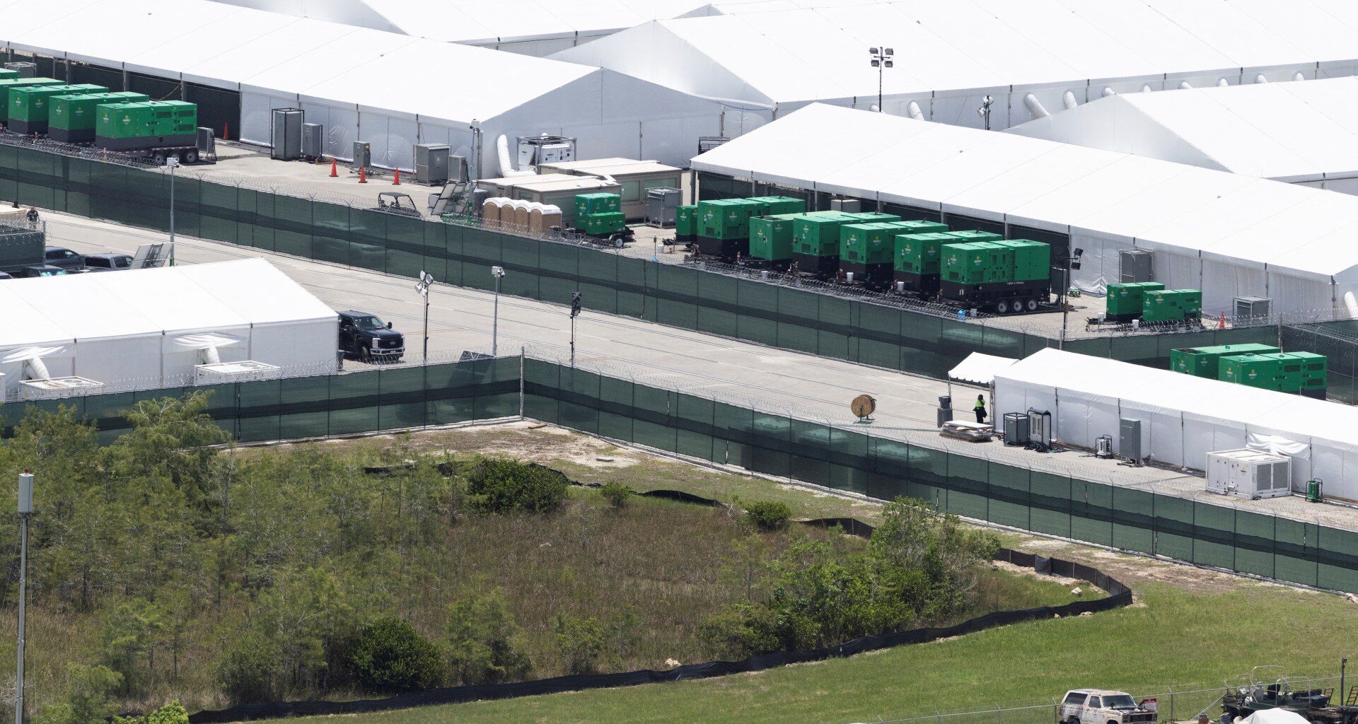 Florida’s ‘Alligator Alcatraz’ migrant detention centre to close | Donald Trump
