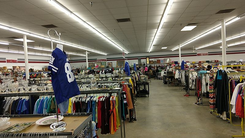 What Real Shoppers Say About This Jacksonville Gem What Real Shoppers Say About This Jacksonville Gem