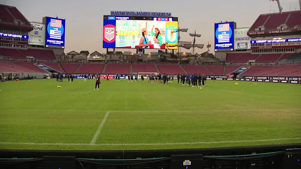 <div>Teams take the pitch for warmups at Raymond James Stadium in Tampa ahead of international soccer play.</div>