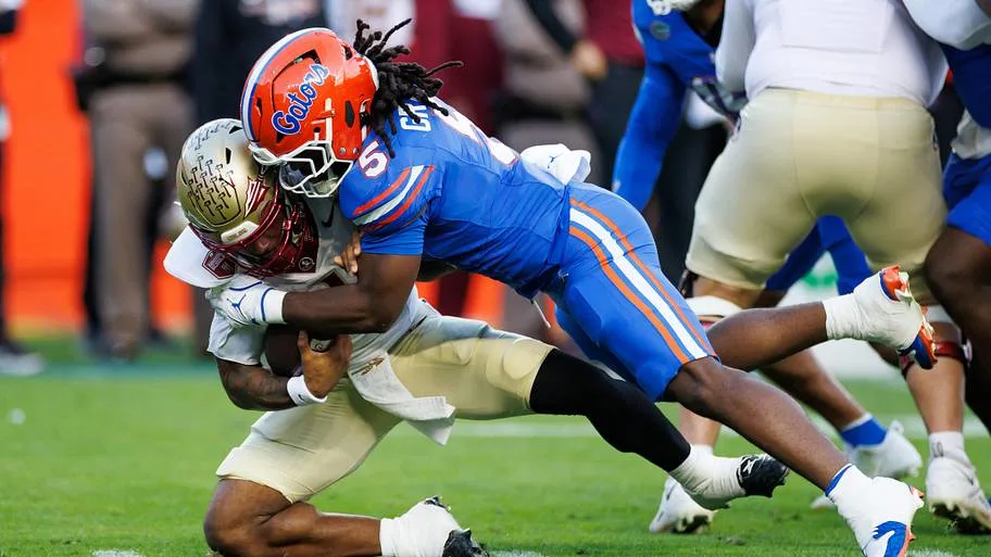 Florida Gators linebacker Myles Graham