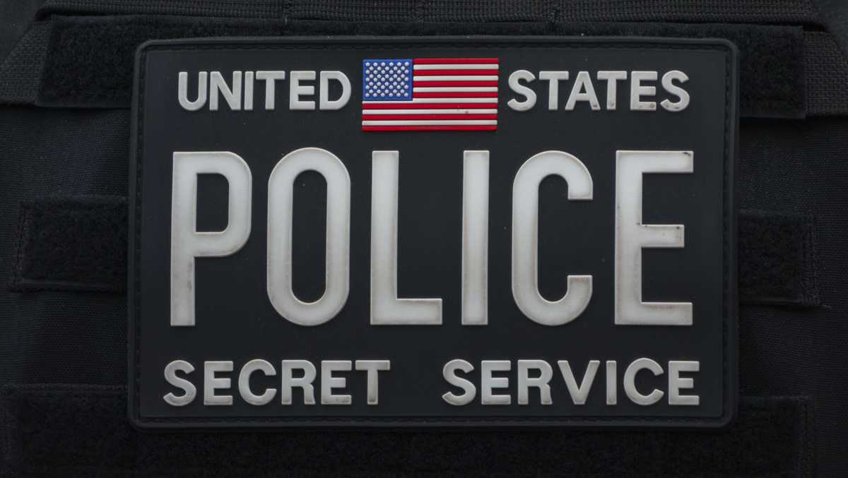 Secret Service officer accused of indecent exposure