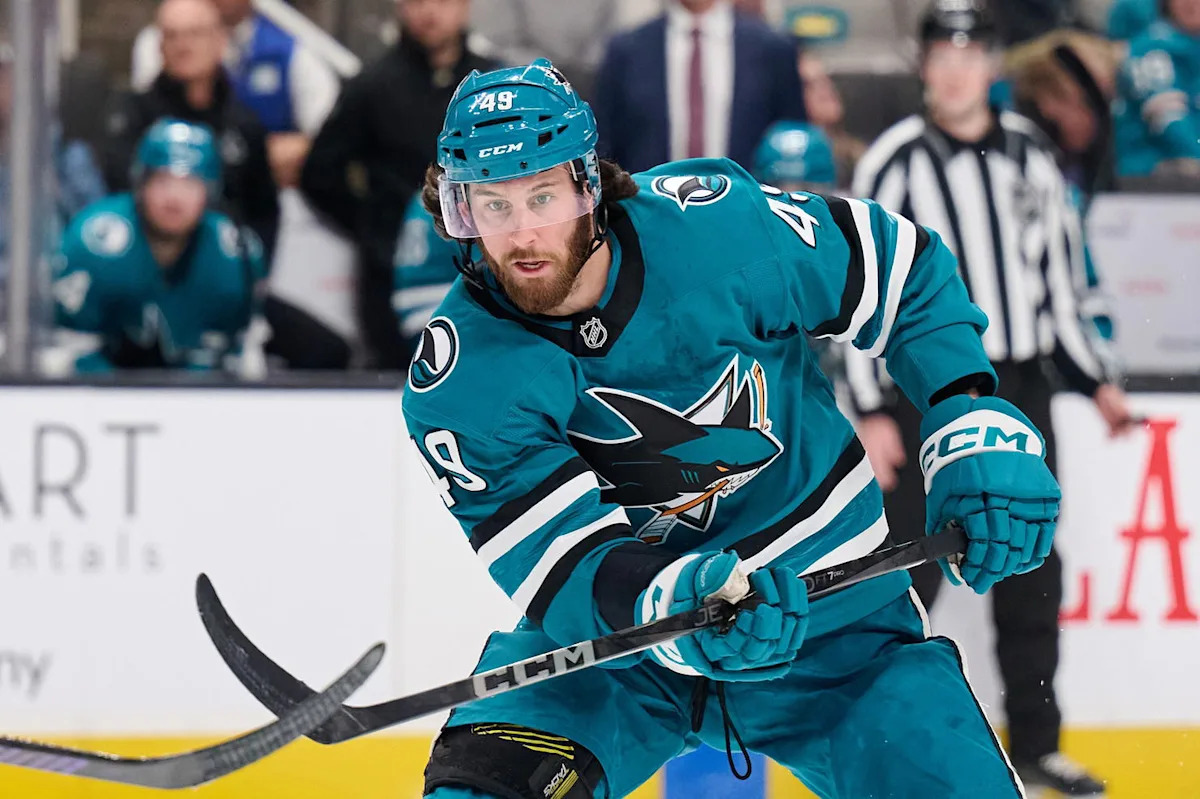 Former Sharks Forward Earns Contract Extension in Tampa Bay