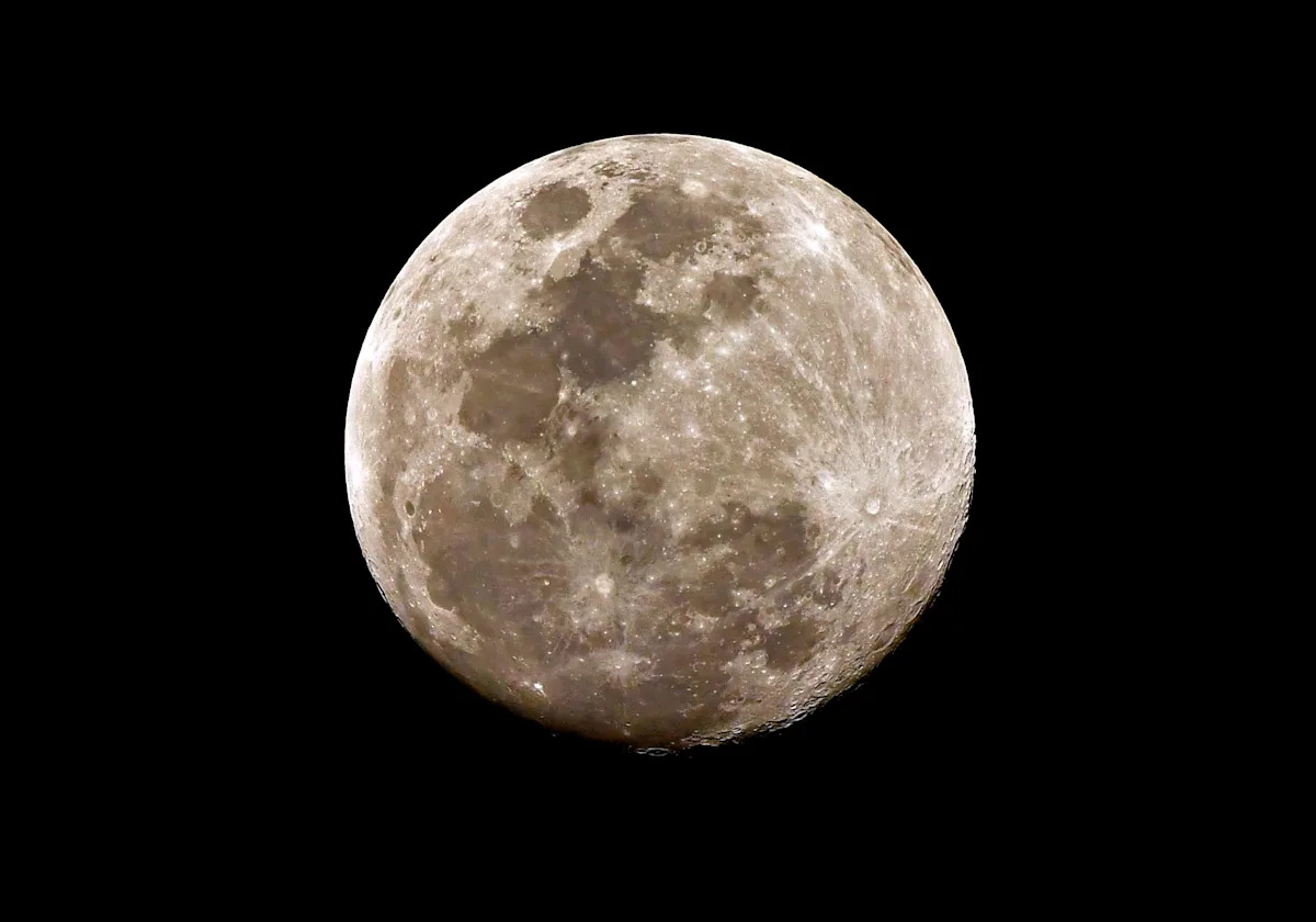 'Blue moon' to appear soon over Florida. Here's when to watch for it