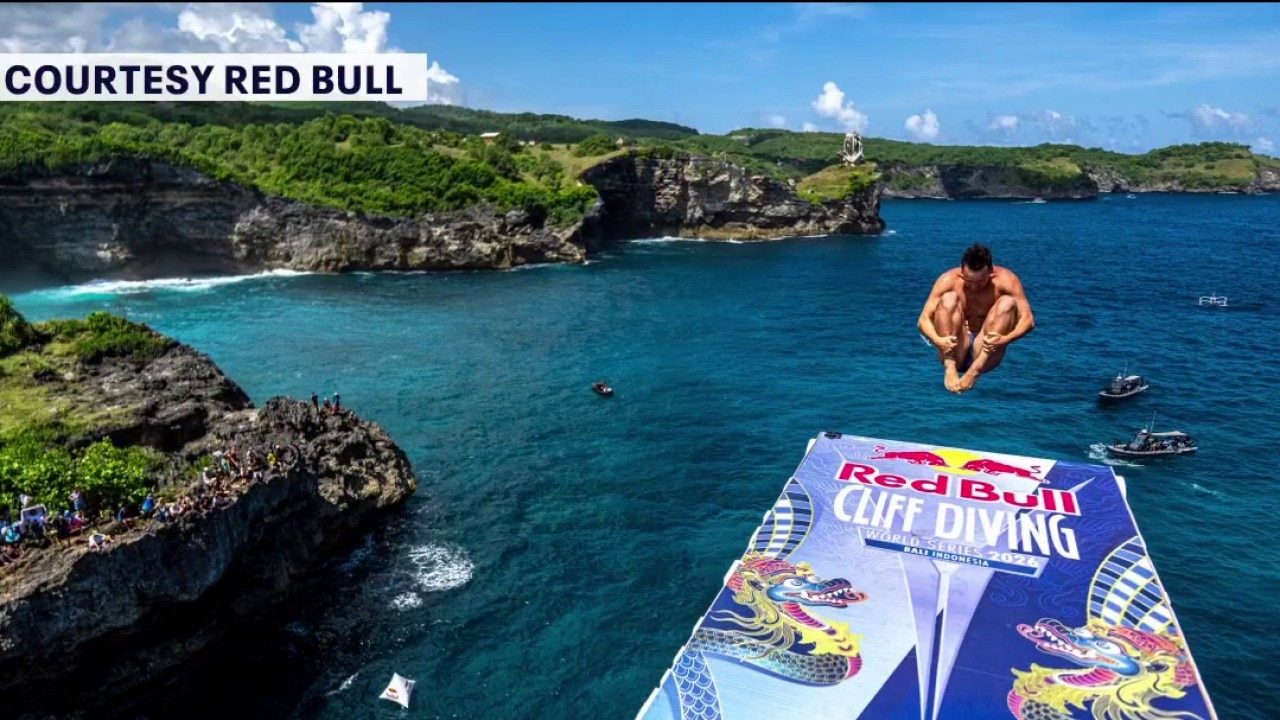 Red Bull Cliff Diving World Series in St. Pete