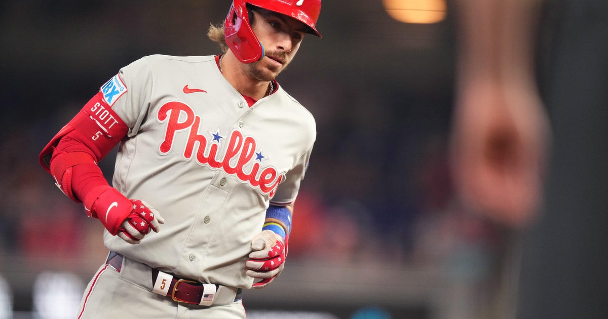 Stott's 3-run homer, Luzardo's strong outing help Philadelphia Phillies beat Miami Marlins