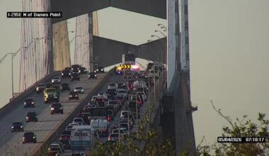 Crash blocks lanes at Dames Point Bridge on I-295