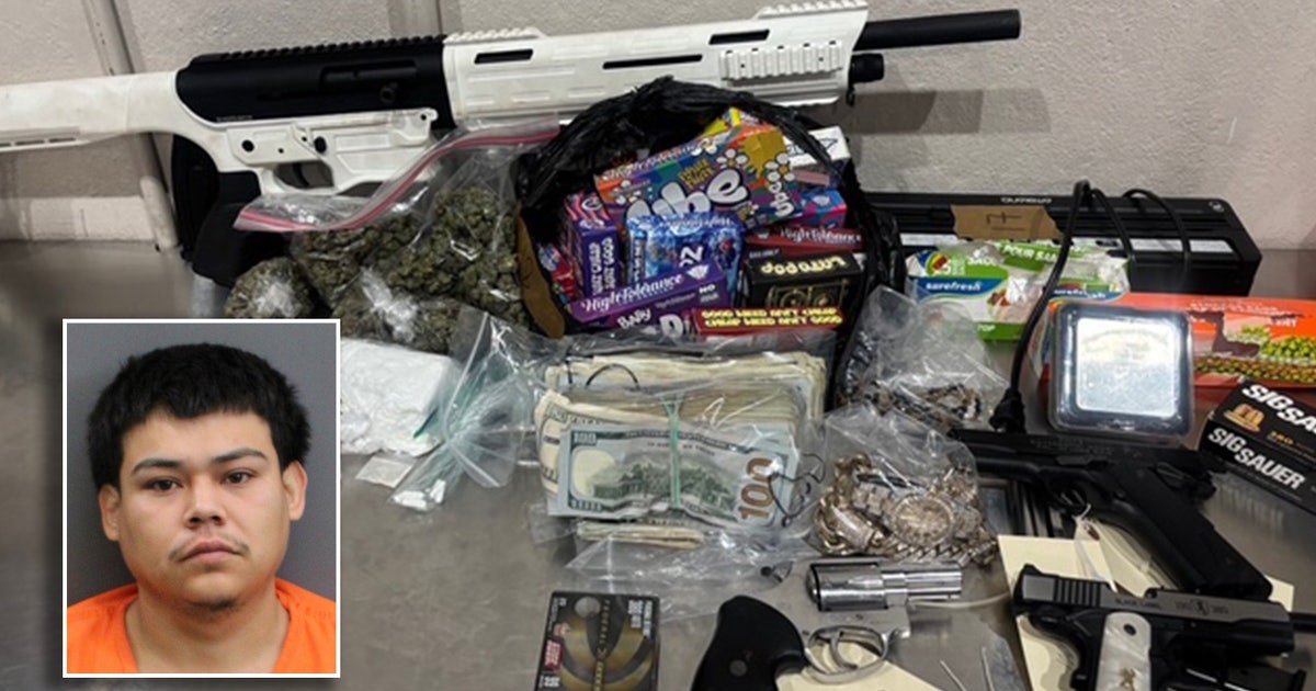 Alleged gang member arrested after search warrant reveals drugs, guns and cash: HCSO