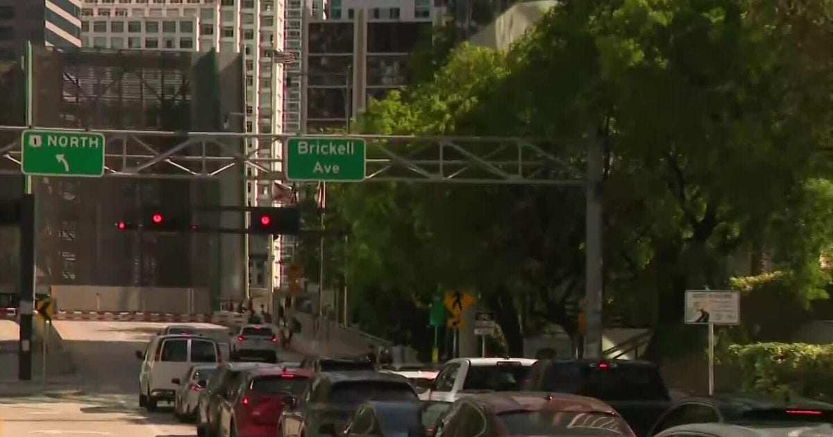 Brickell Avenue Bridge openings spark rush hour gridlock concerns in downtown Miami