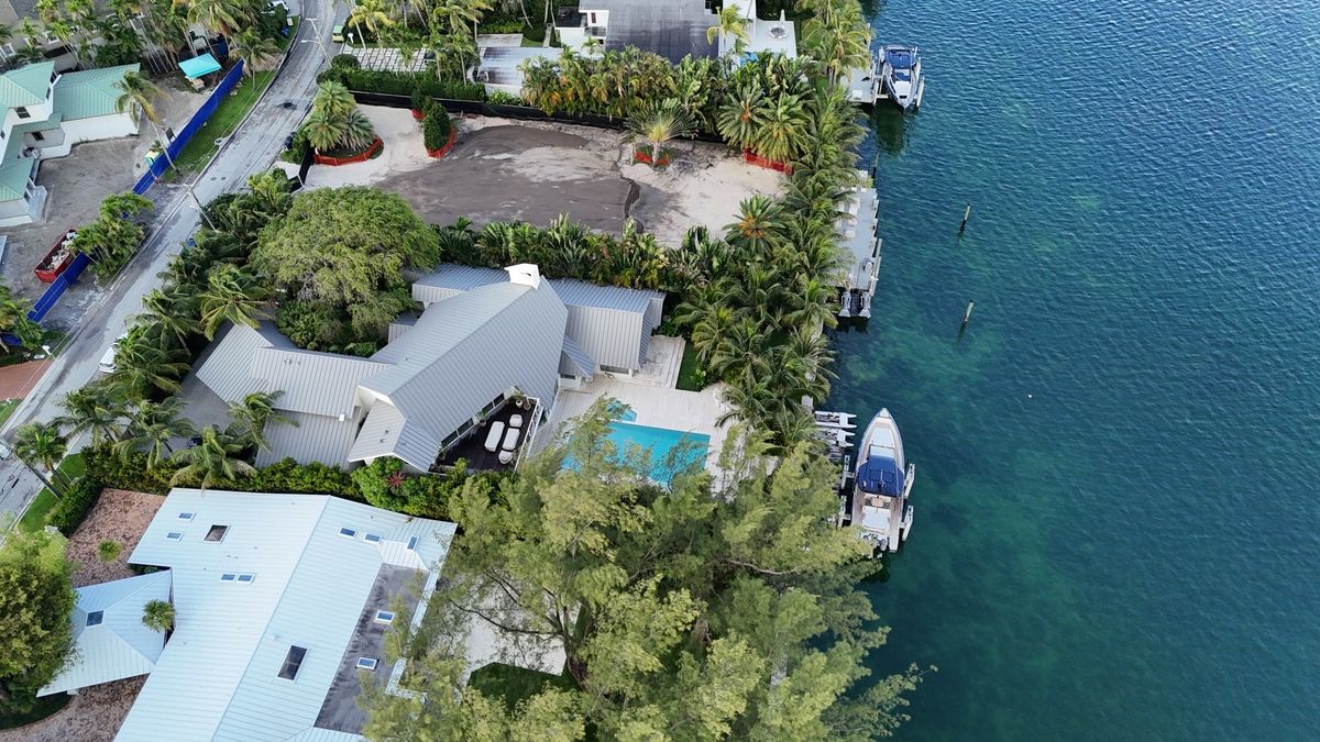 Gisele Bündchen reportedly purchased the home next door to her Miami Beach property back in 2025 for a whopping 4.5 million