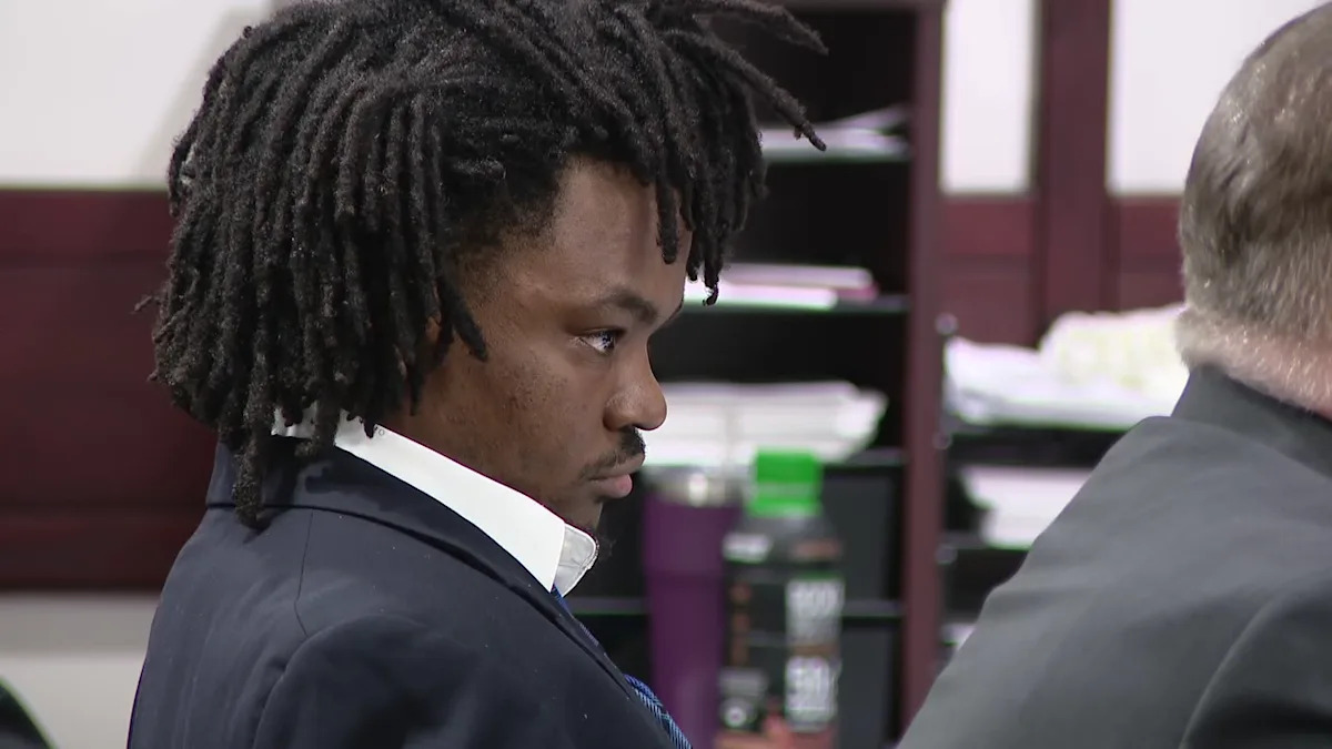 Man who fired at Tampa police officers in 2025 apartment complex shootout gets life in prison