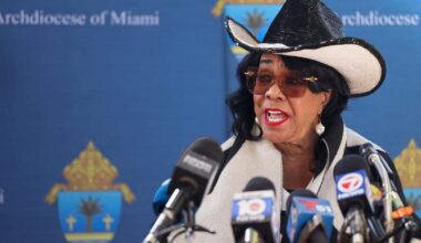 Florida Rep. Frederica Wilson announces she won't seek re-election, Miami Herald reports