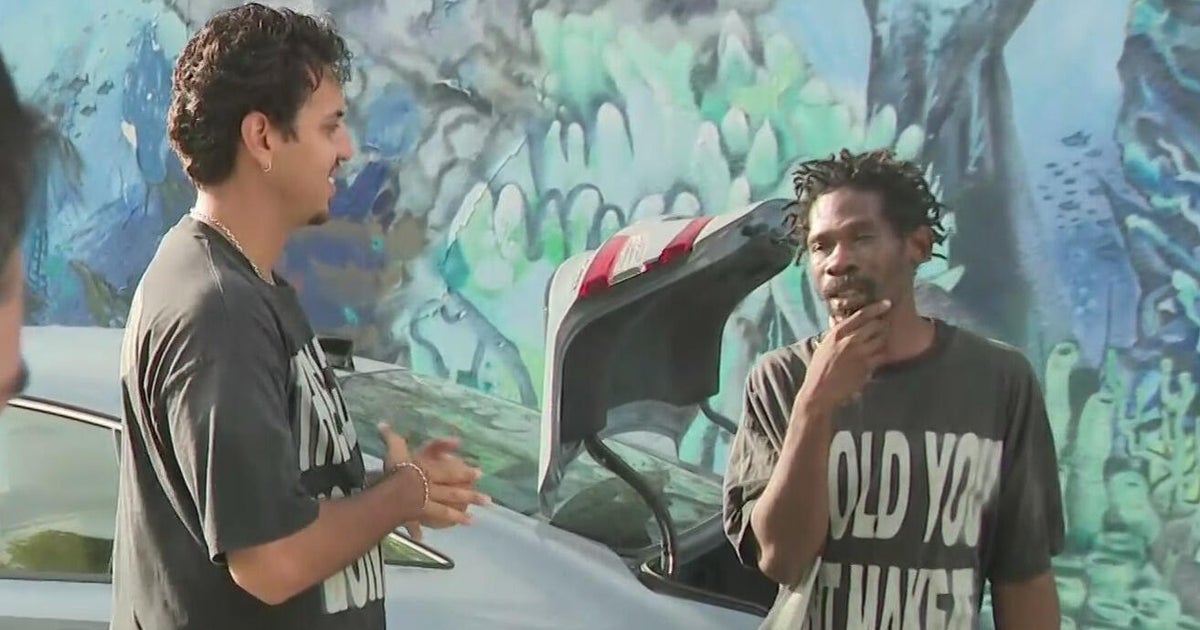 Meeting between Miami fashion designer, man experiencing homelessness changes their lives after moment goes viral