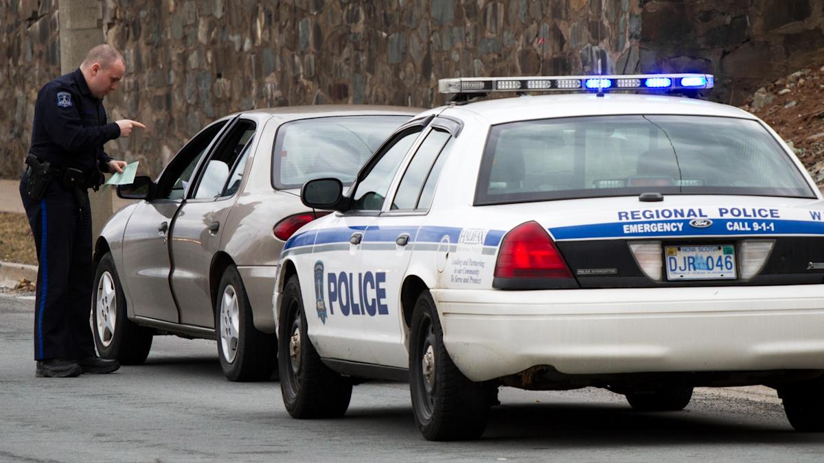 A Florida woman beat a $116 ticket by proving she has no right hand — but fighting tickets still comes at a price