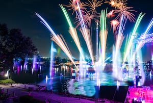 SeaWorld Orlando expands summer lineup with nighttime animal shows and fireworks spectacular