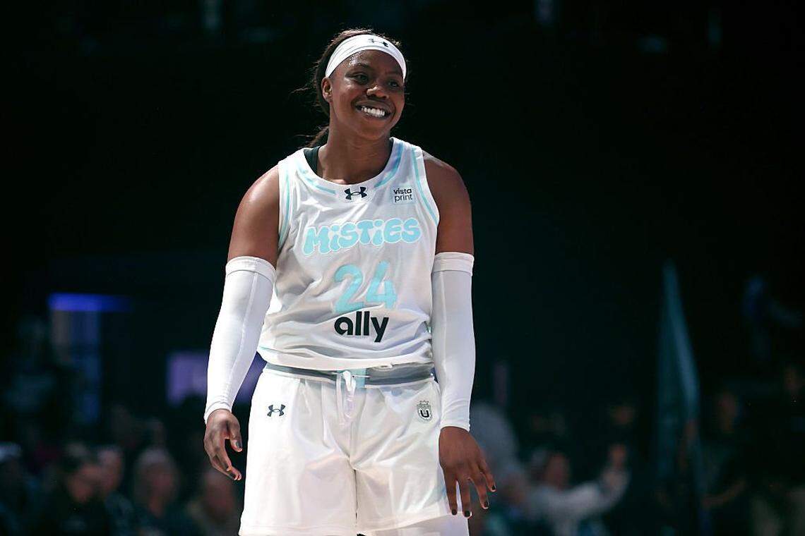 WNBA star accused of punching Miami nightclub security guard has case dropped